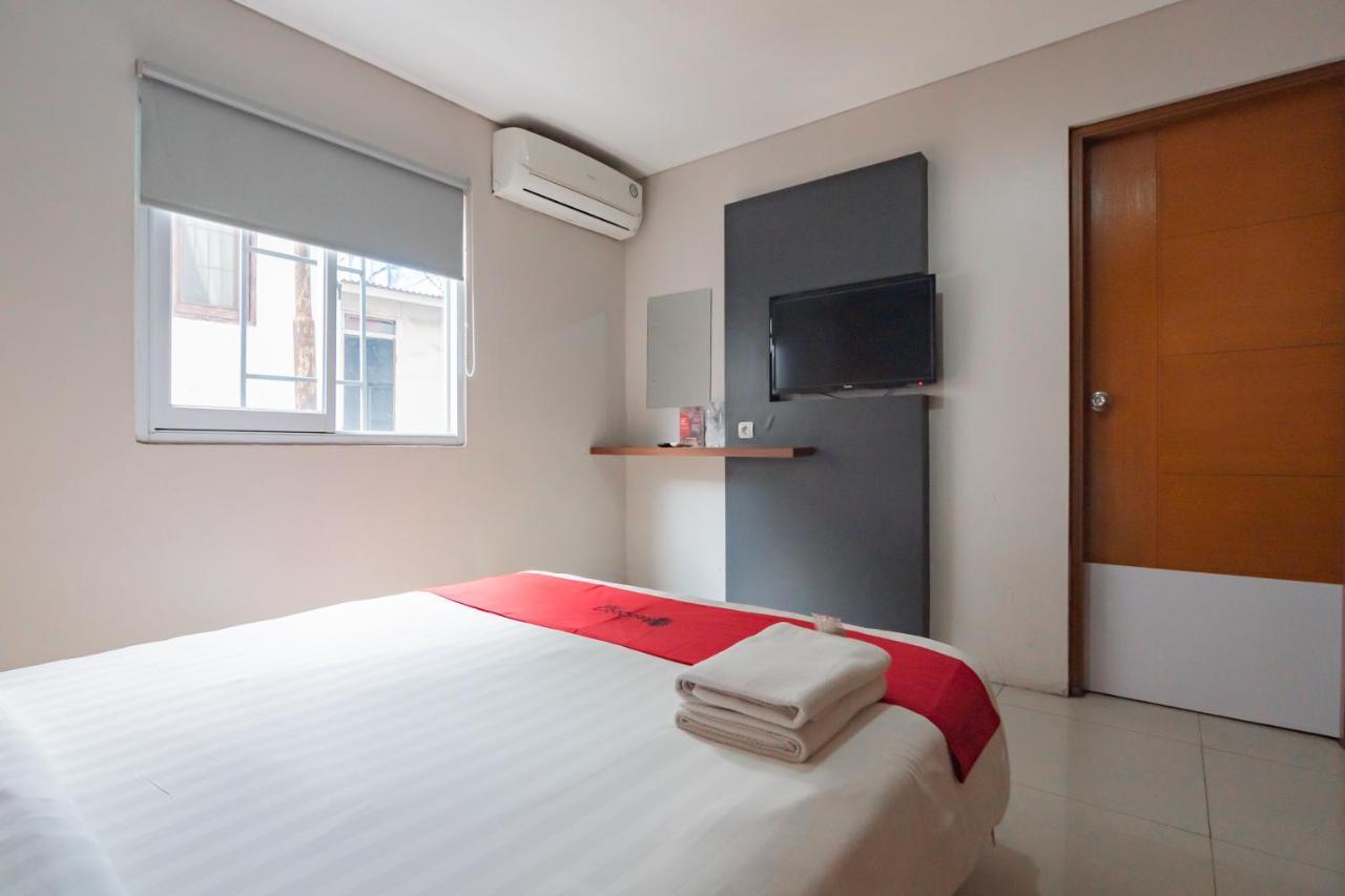 Hotel Reddoorz @ Dago Pojok 3 3*